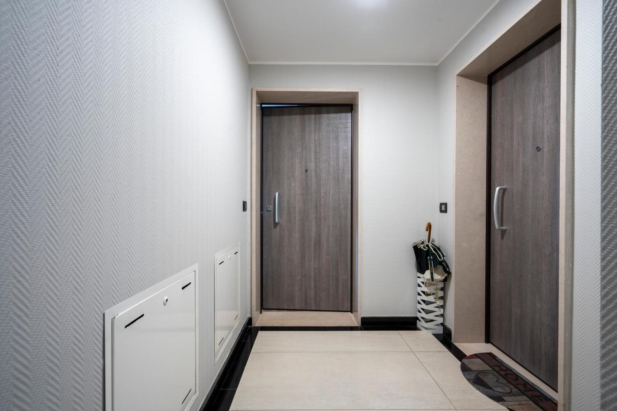 Kind Park - Sleek Apartment With Terrace & Parking 巴里 外观 照片